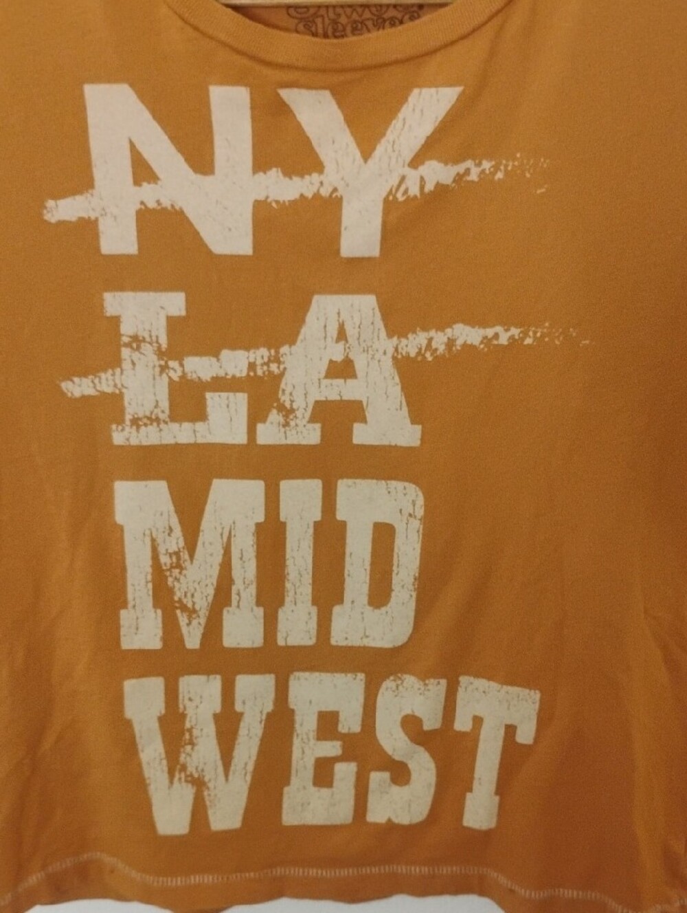 Goodie Two Sleeves Rust Orange Graphic Tee - Medium - Picture 4 of 5